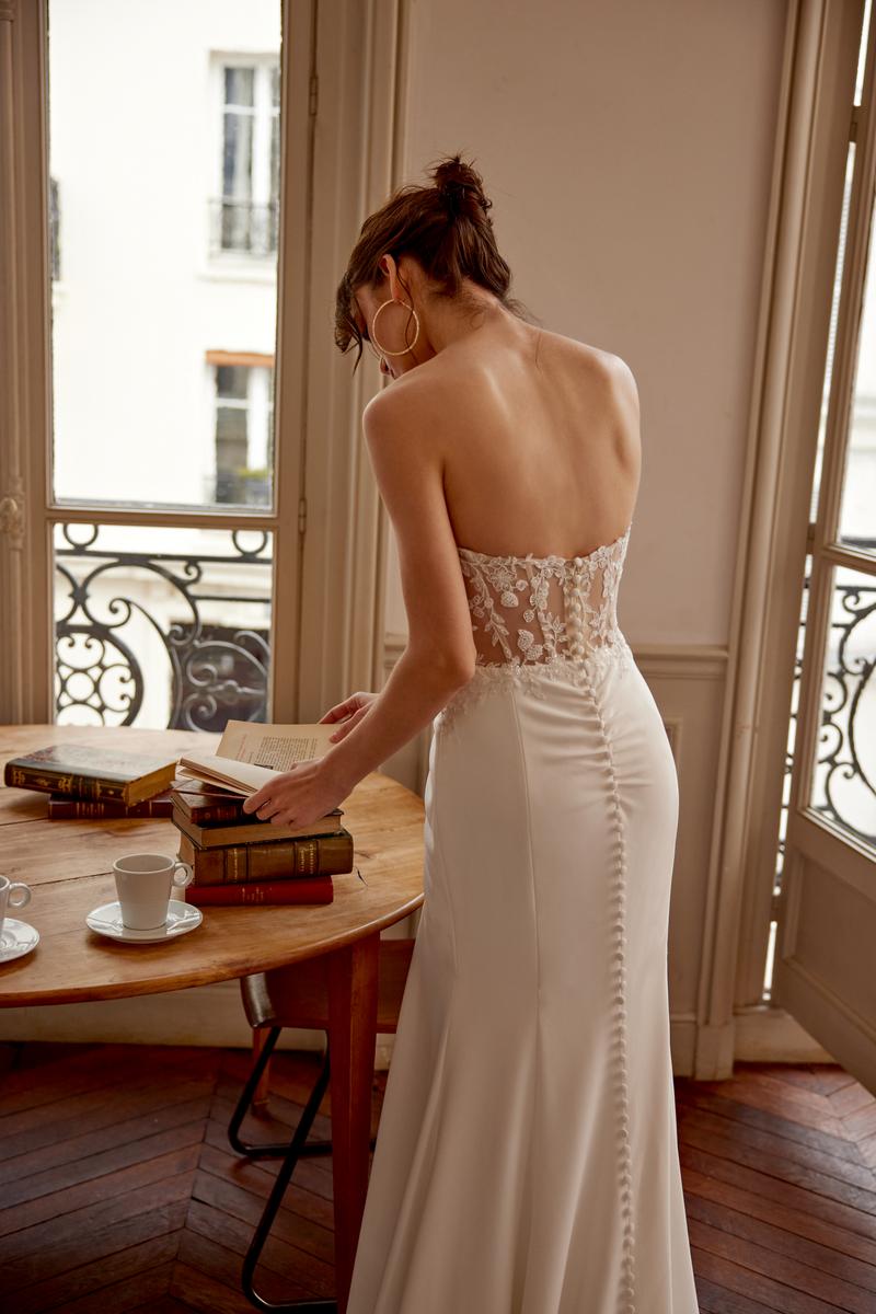 Adore Style Number 11368 - 4