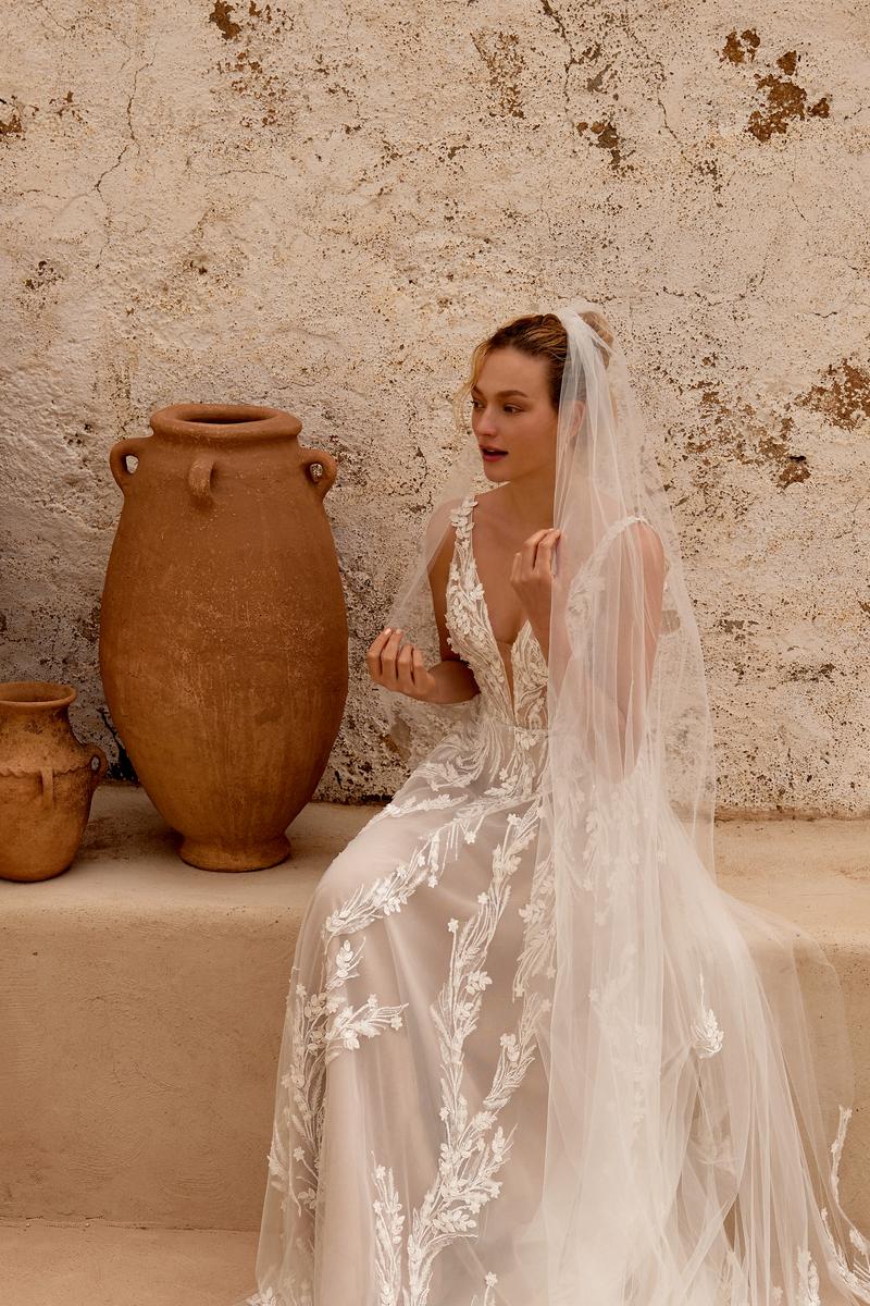 Lilian West Style Number 66372 - 5