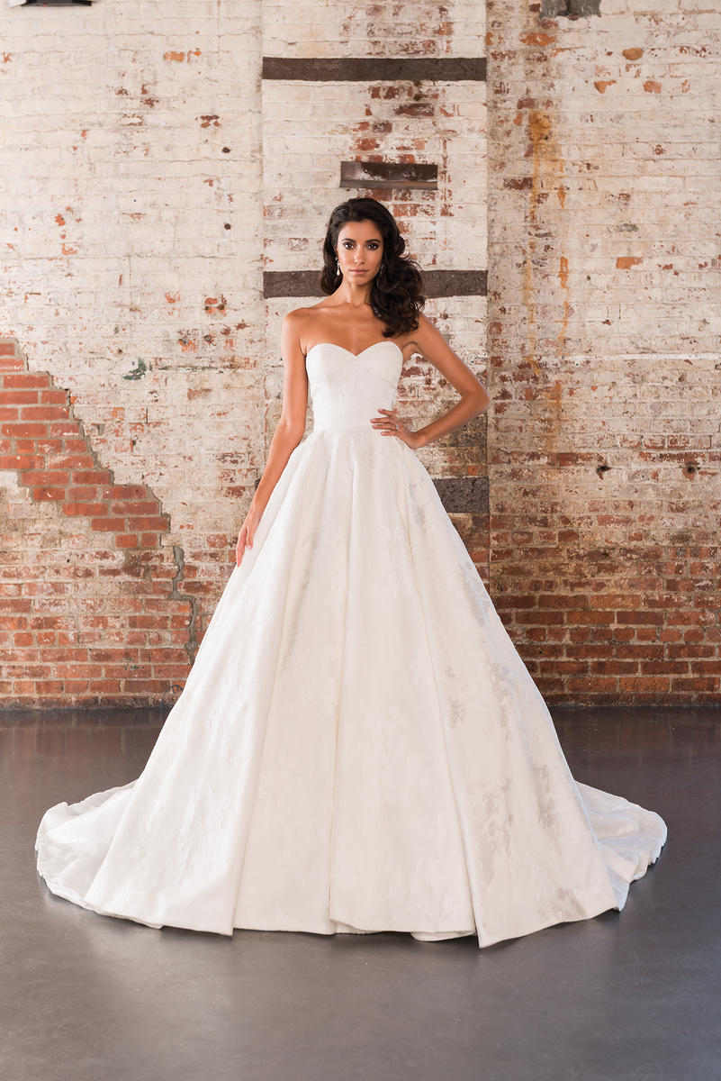 Signature Style Number 9858 - 1