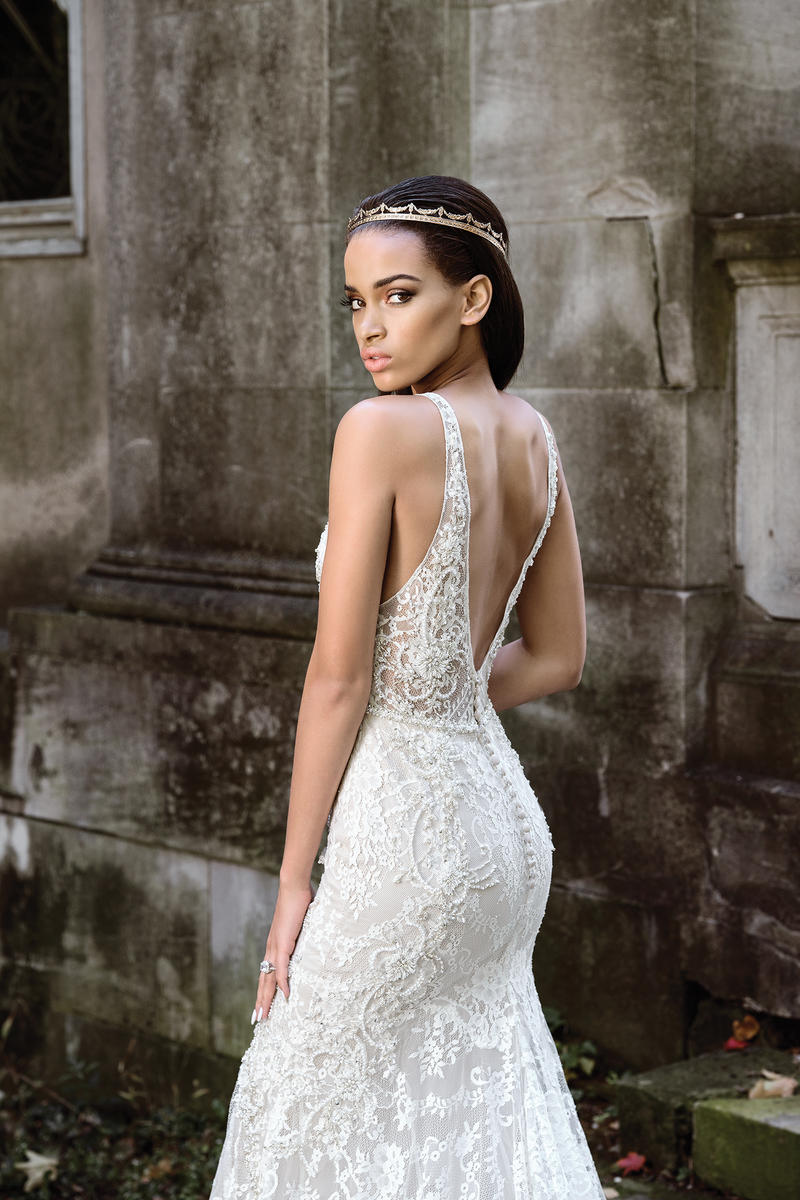 Signature Style Number 9872 - 4