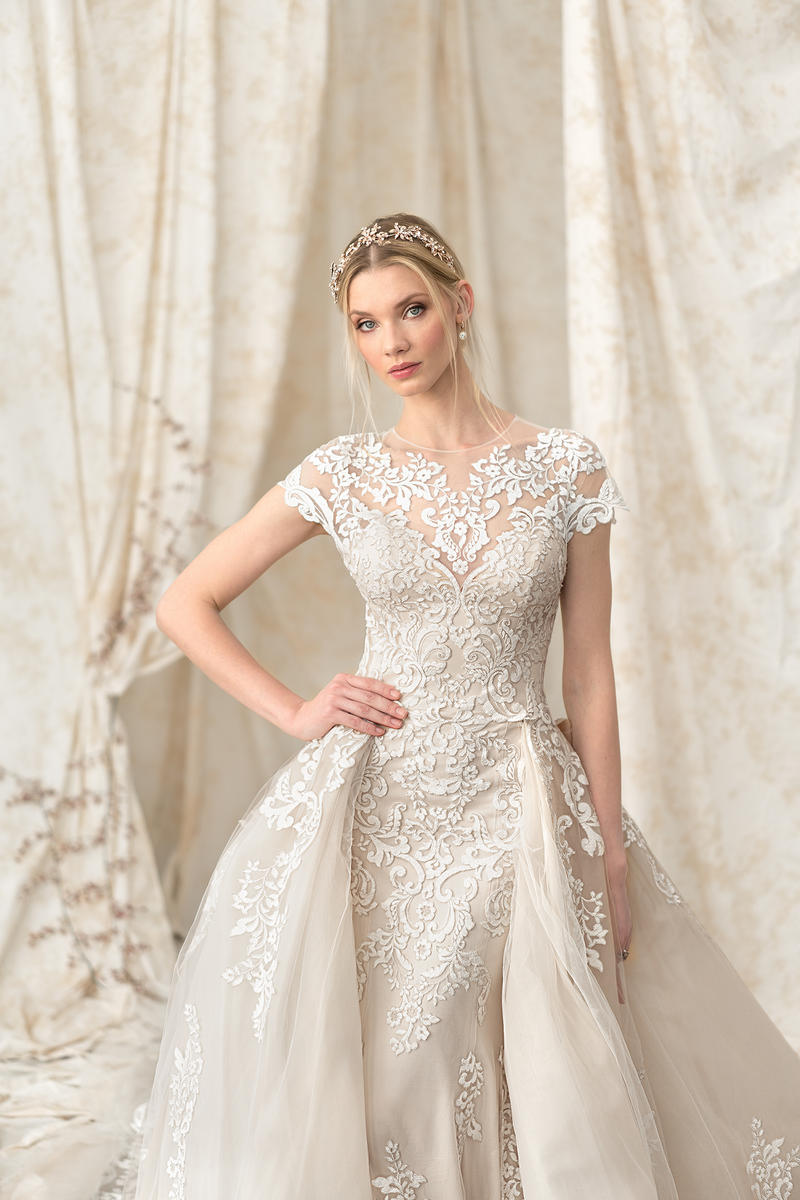 Signature Style Number 9899 - 3