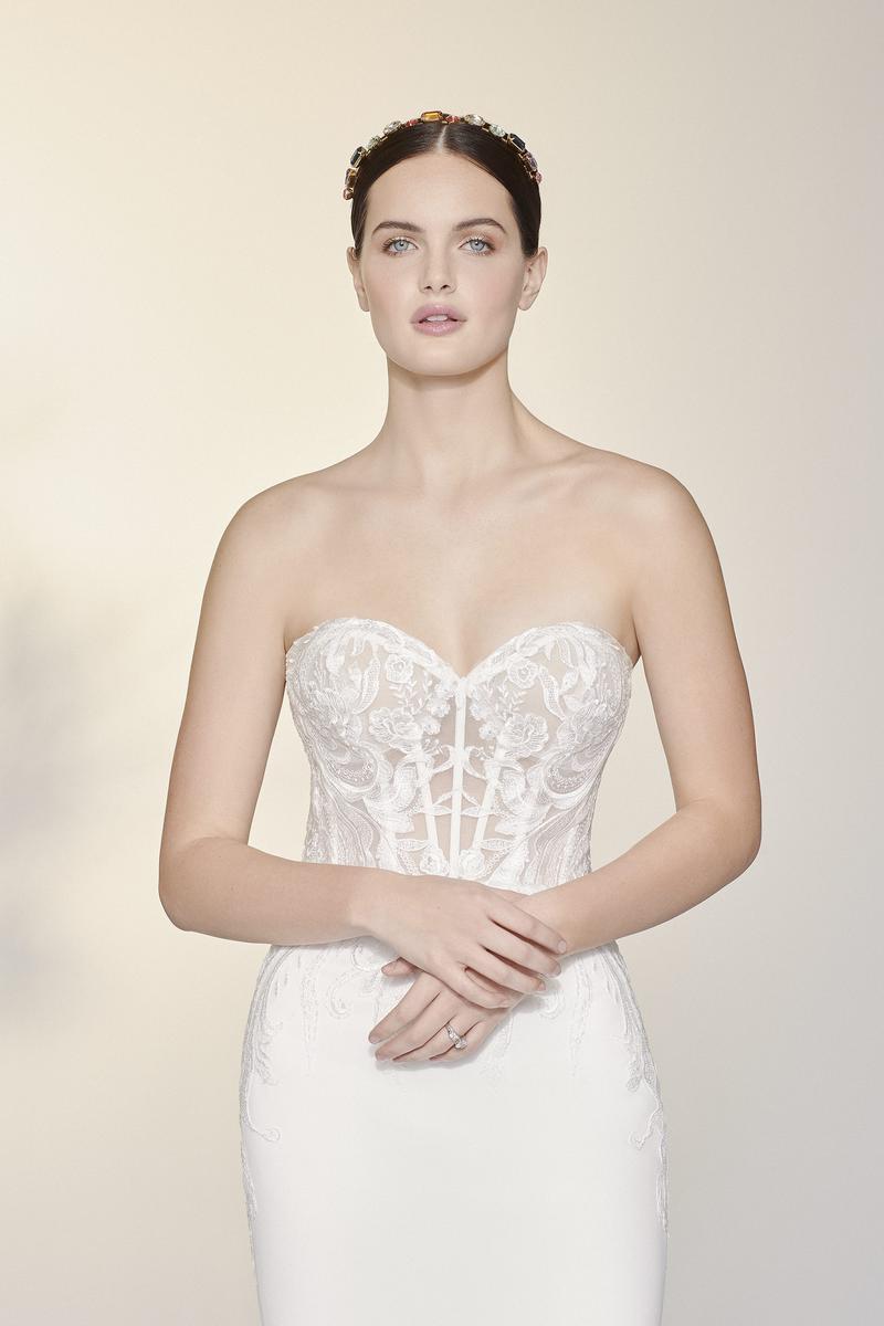 Signature Style Number 99204 - 5