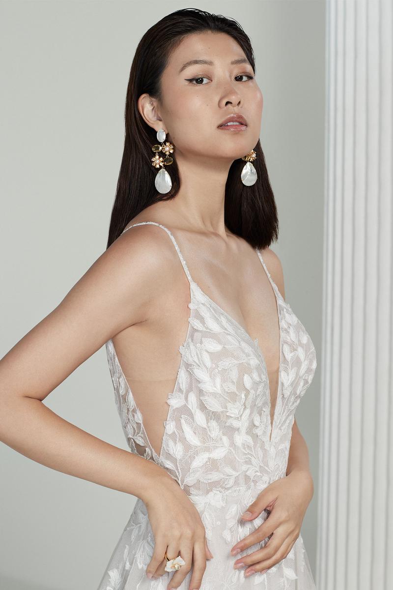 Signature Style Number 99211 - 5