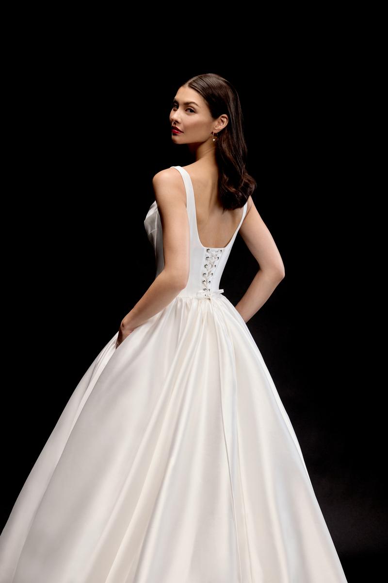 Signature Style Number 99331 - 4