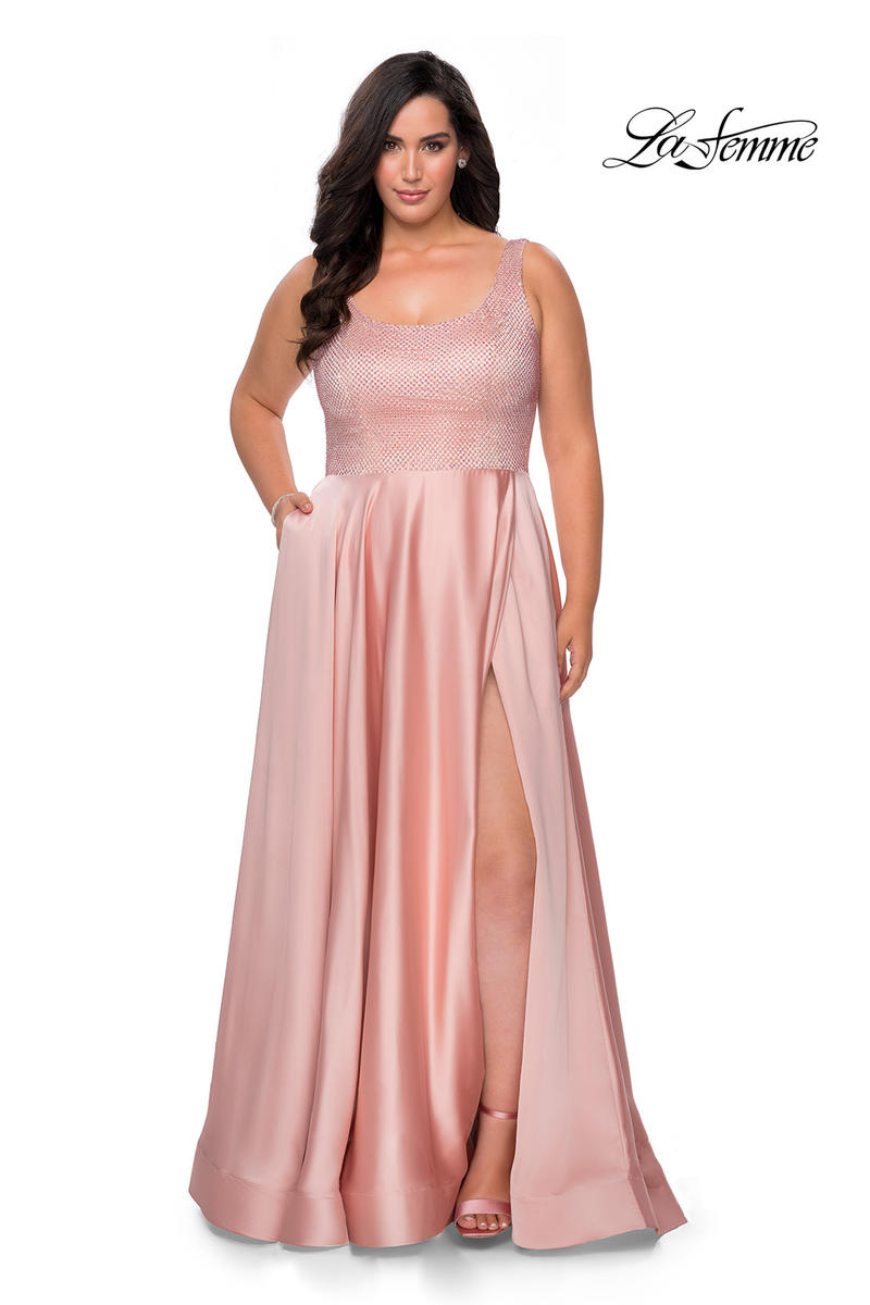 Plus Sizes Style Number 28879 - 3
