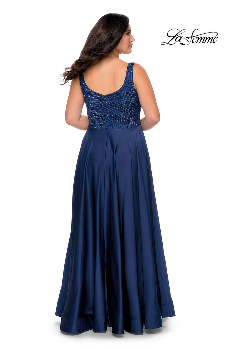 Plus Sizes Style Number 28879 - 2