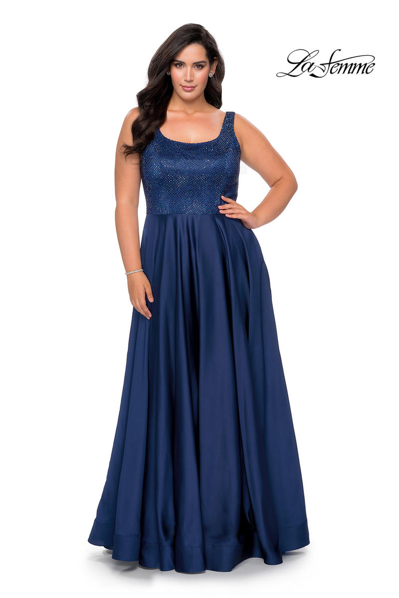 Plus Sizes Style Number 28879 - 1