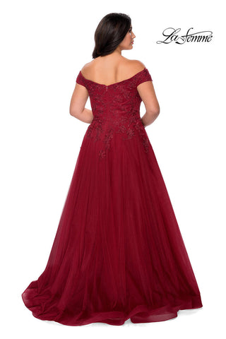 Plus Sizes Style Number 28950 - 2