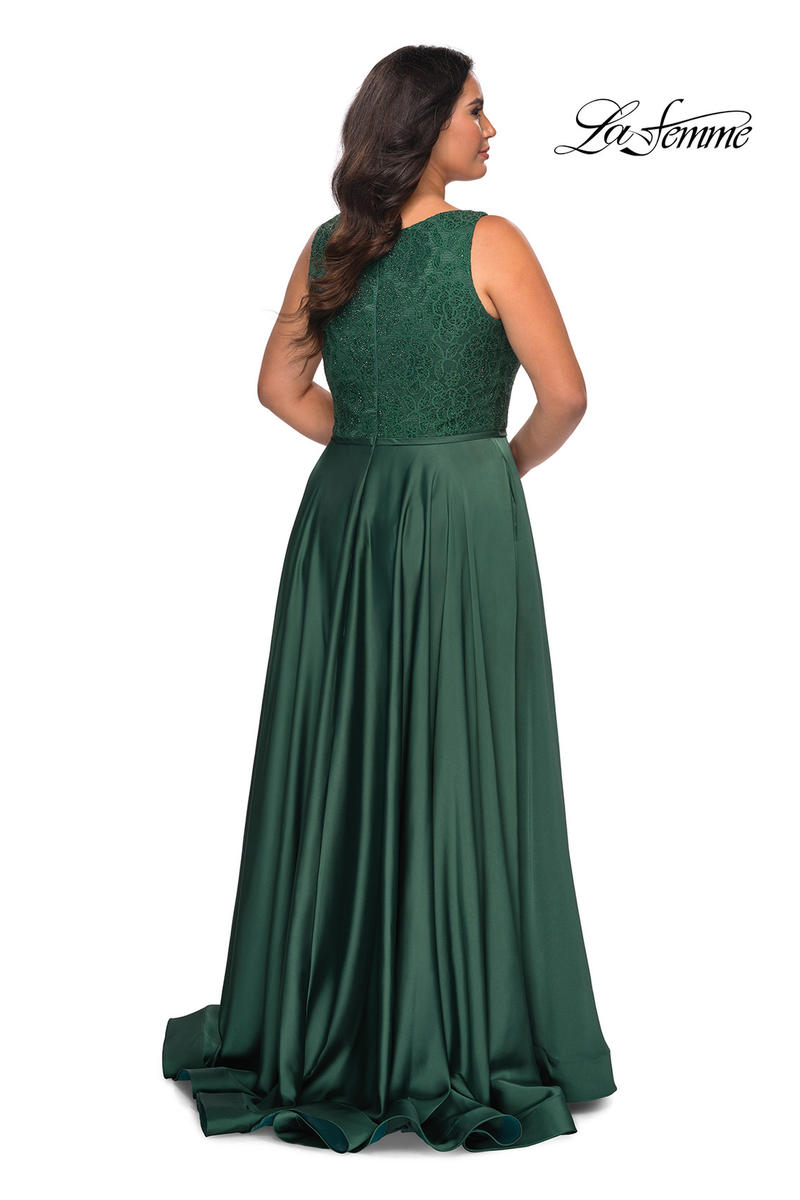 Plus Sizes Style Number 29004 - 4