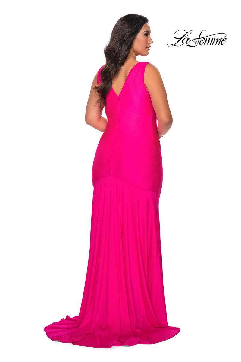 Plus Sizes Style Number 29016 - 6