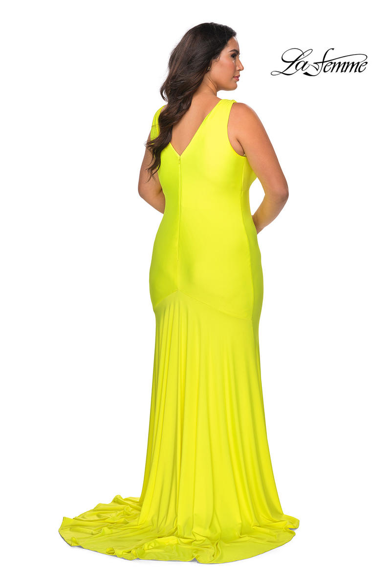 Plus Sizes Style Number 29016 - 4
