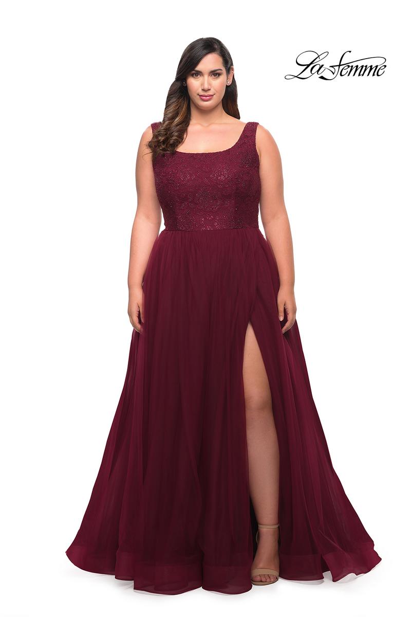 Plus Sizes Style Number 29070 - 3