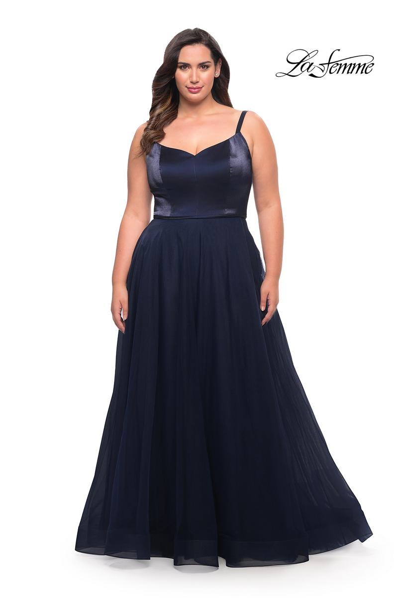 Plus Sizes Style Number 29072 - 3