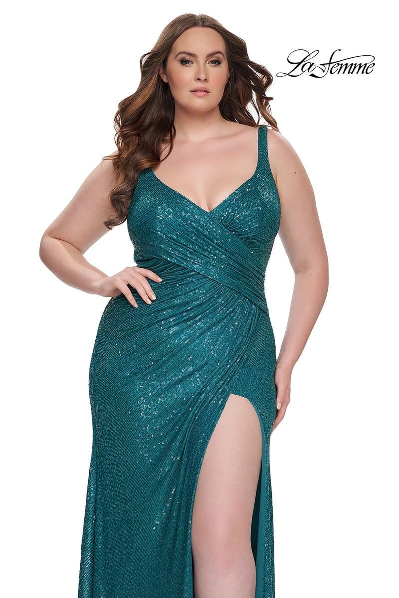 Plus Sizes Style Number 31138 - 5