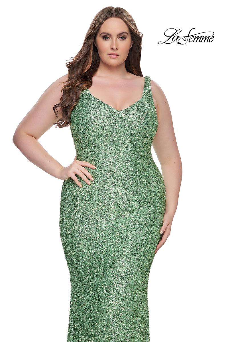 Plus Sizes Style Number 31163 - 14