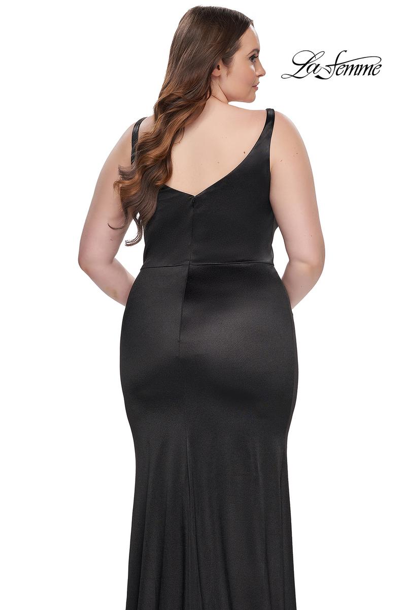 Plus Sizes Style Number 31266 - 9