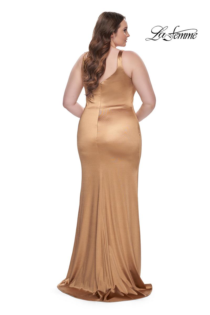 Plus Sizes Style Number 31266 - 6