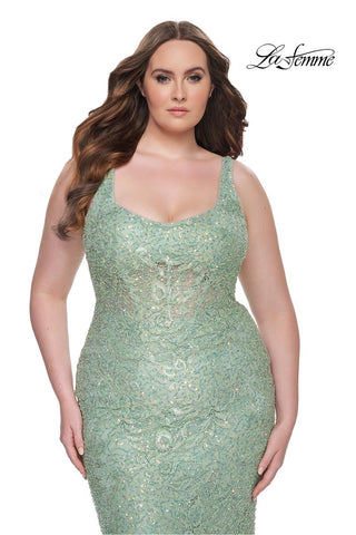 Plus Sizes Style Number 31535 - 10