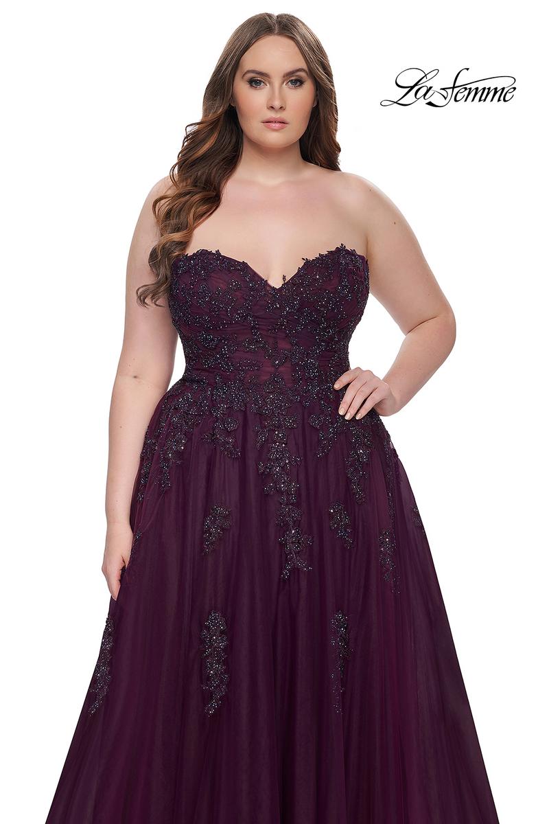 Plus Sizes Style Number 31570 - 17