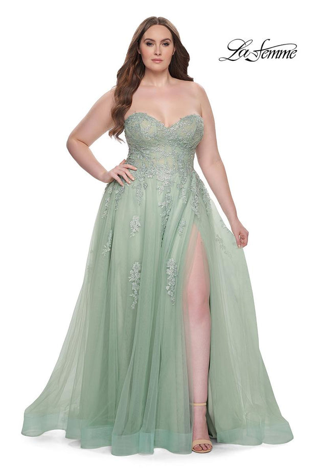 Plus Sizes Style Number 31570 - 1