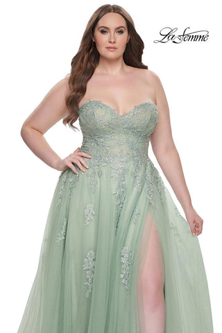 Plus Sizes Style Number 31570 - 14