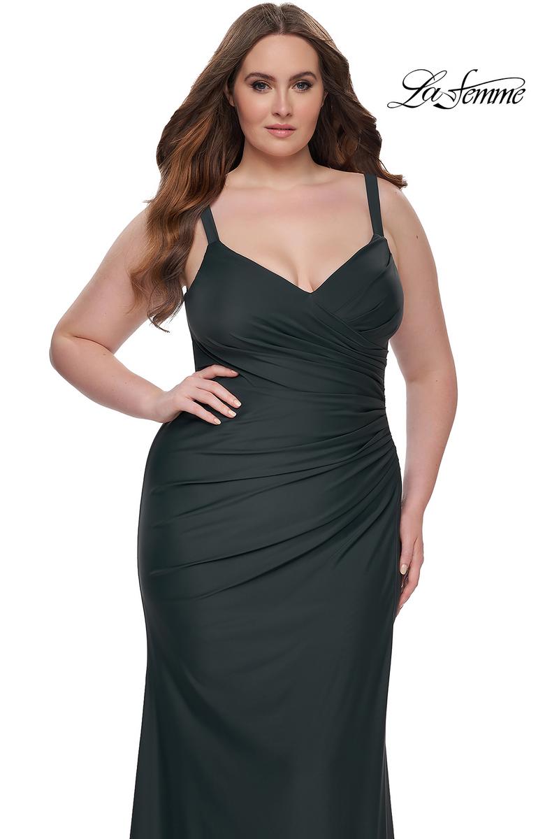 Plus Sizes Style Number 32201 - 3