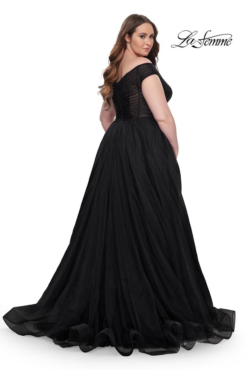Plus Sizes Style Number 32204 - 8