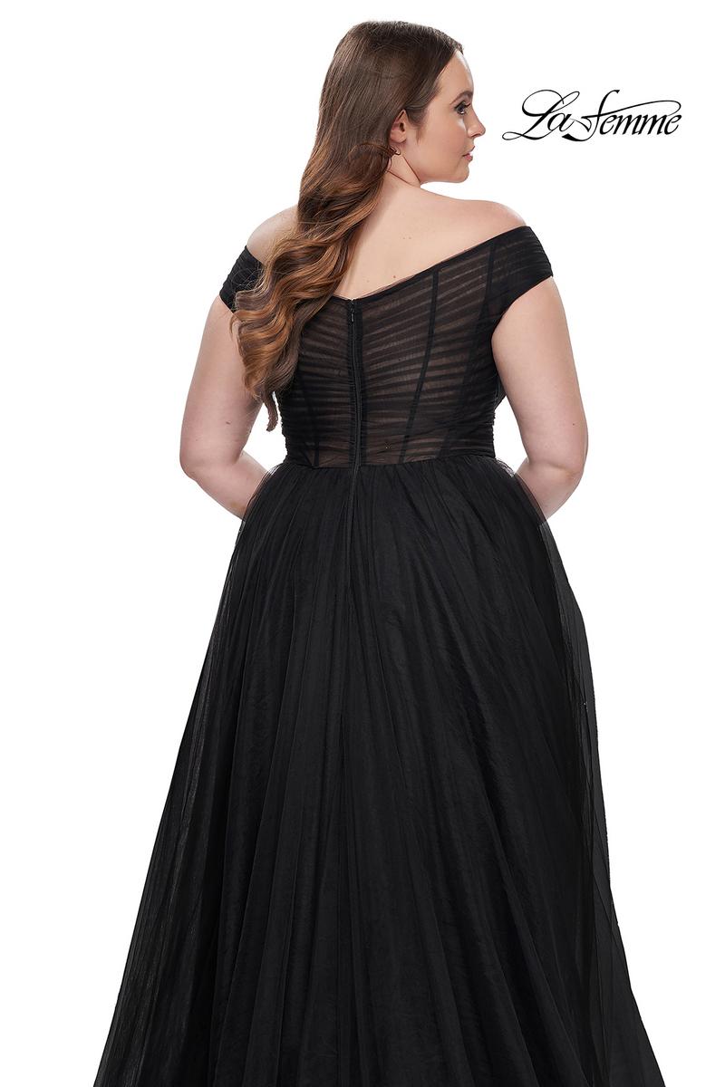 Plus Sizes Style Number 32204 - 18