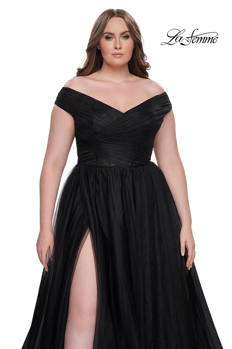 Plus Sizes Style Number 32204 - 16