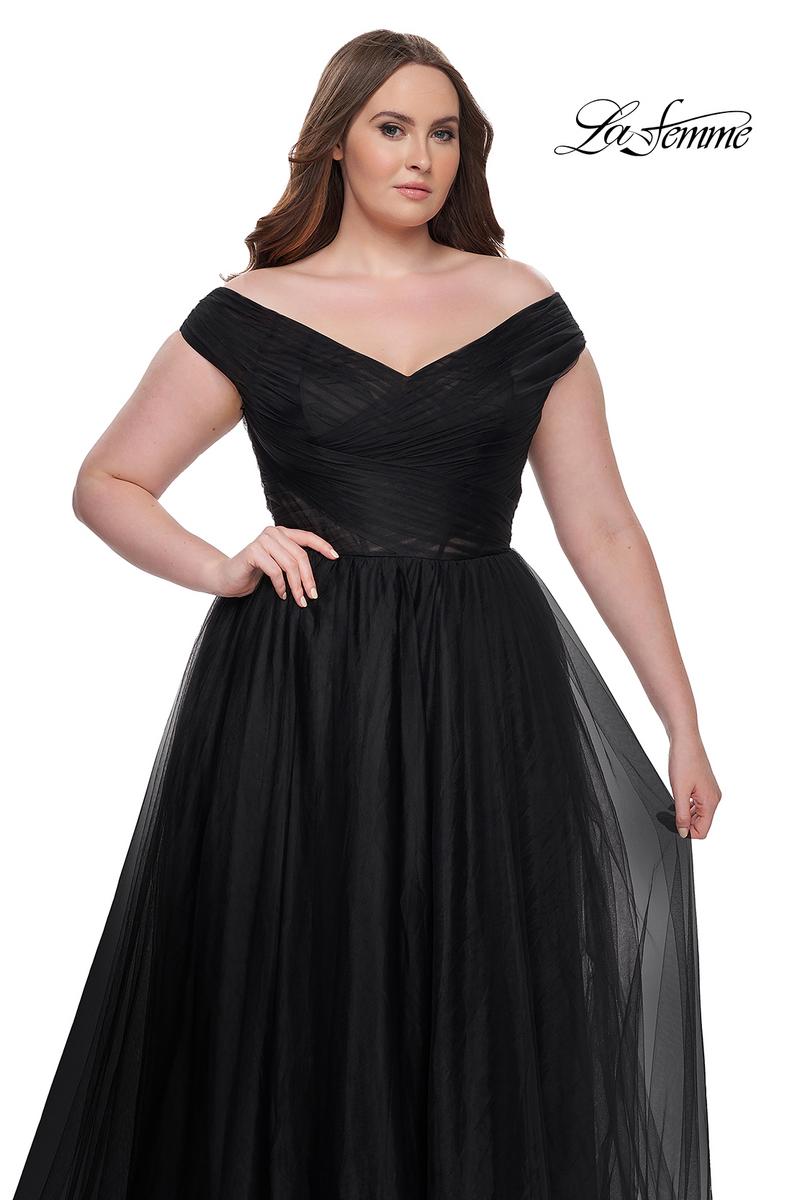 Plus Sizes Style Number 32204 - 17