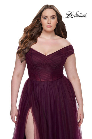 Plus Sizes Style Number 32204 - 20