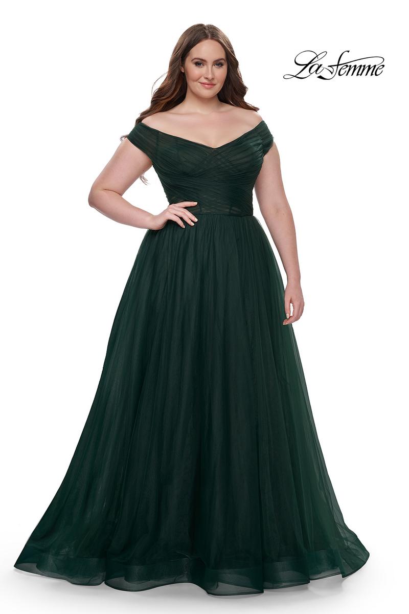 Plus Sizes Style Number 32204 - 9