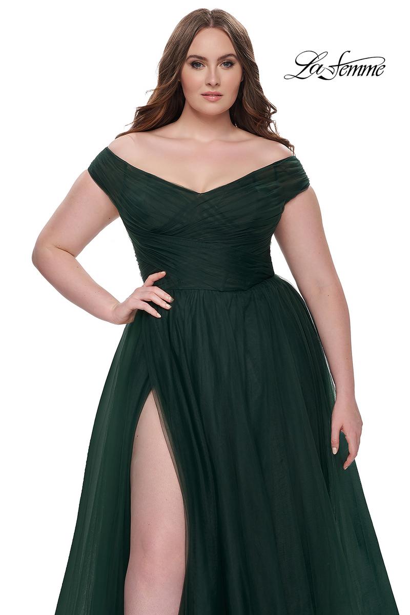 Plus Sizes Style Number 32204 - 10