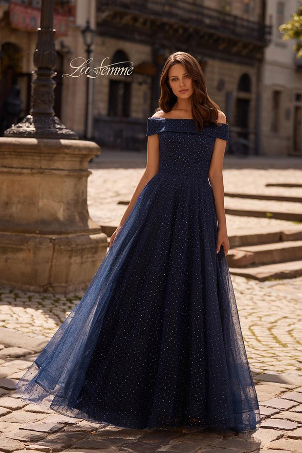 Evening Style Number 28051 - 1