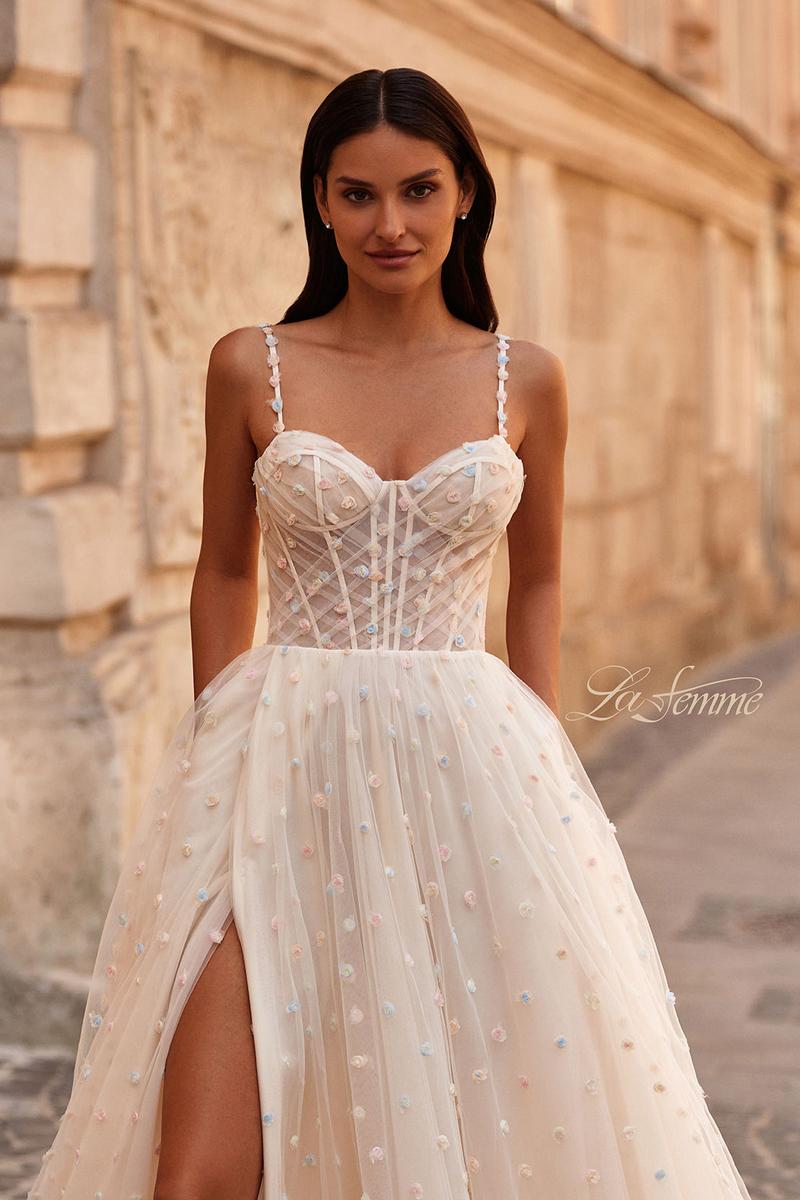 La Femme Style Number 32716 - 9
