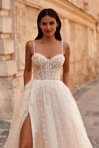 La Femme Style Number 32716 - 9