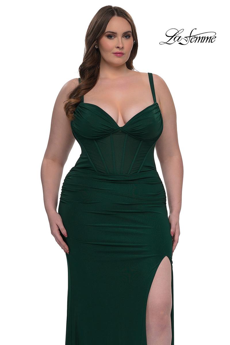 Plus Sizes Style Number 33015 - 7