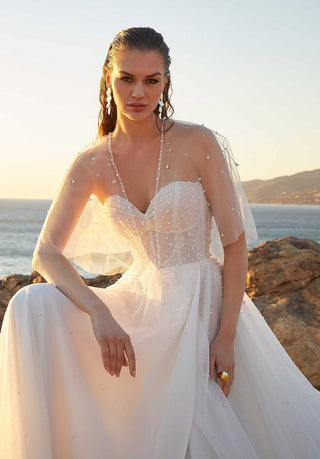 Amy and Eve Style Number 15037 - 8