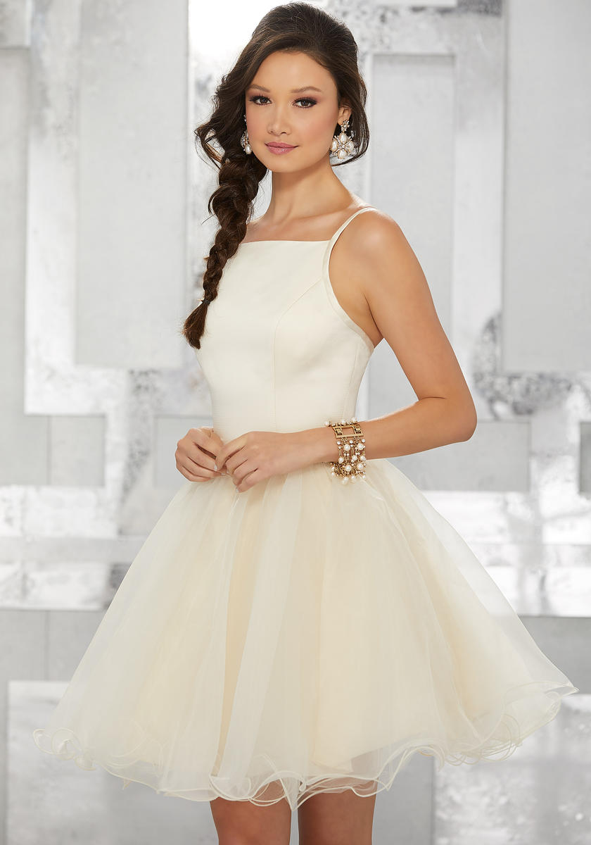 Damas de Vizcaya Style Number 9459 - 3