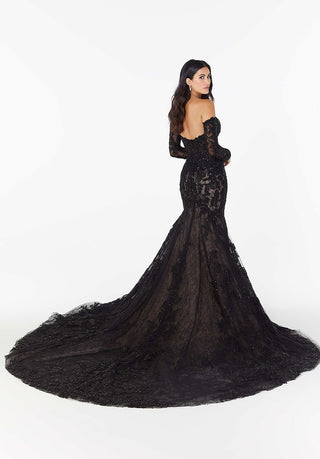 Madeline Gardner Signature Style Number 1090 - 2