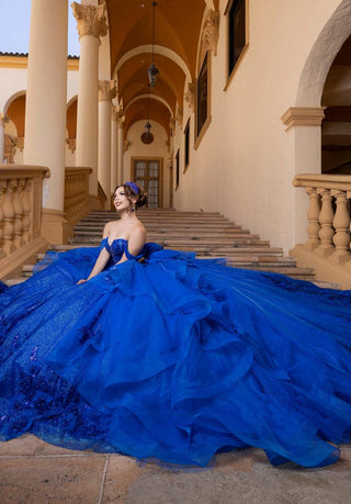 Vizcaya Style Number 4080000 - 5