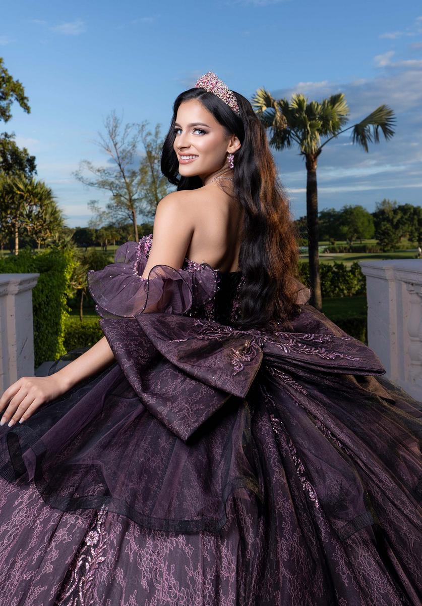 Vizcaya Style Number 4080005 - 7