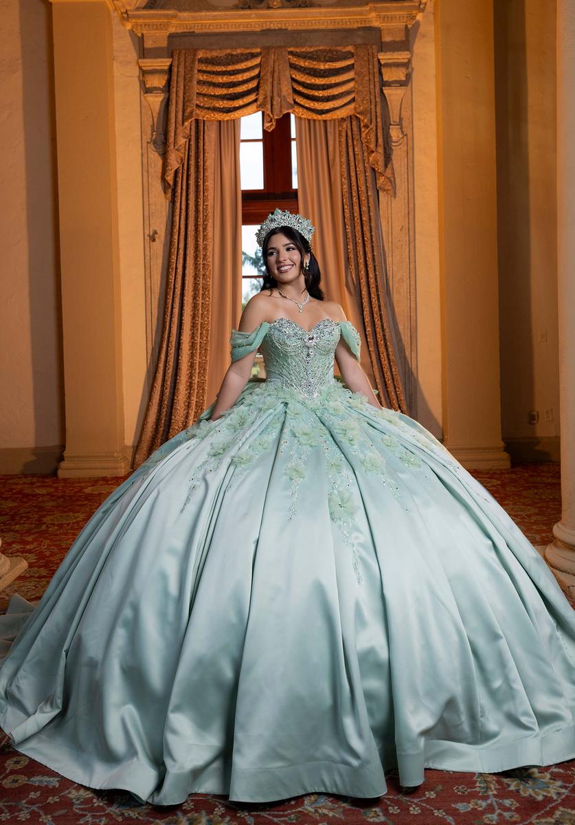 Vizcaya Style Number 4080006 - 3