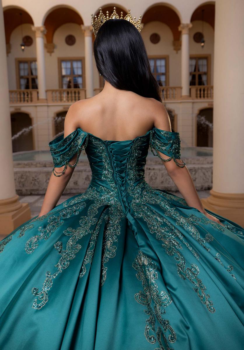 Vizcaya Style Number 4080011 - 10