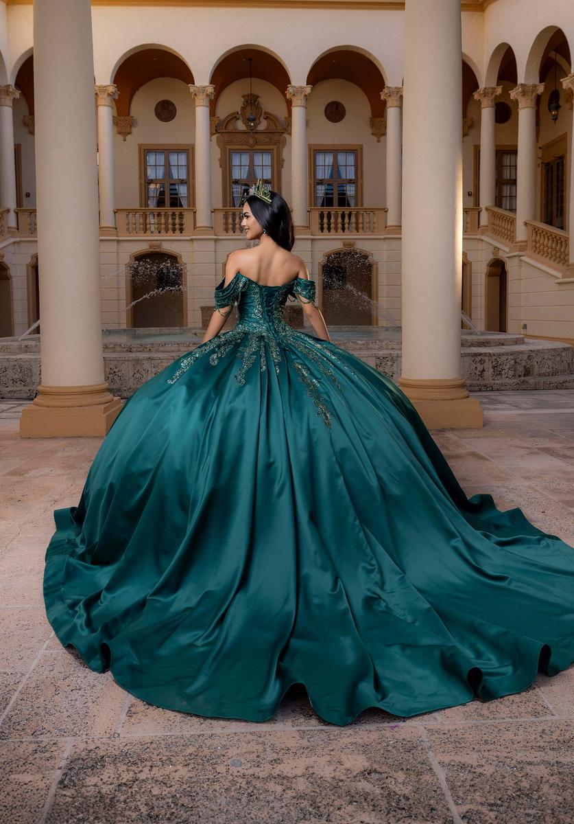 Vizcaya Style Number 4080011 - 5