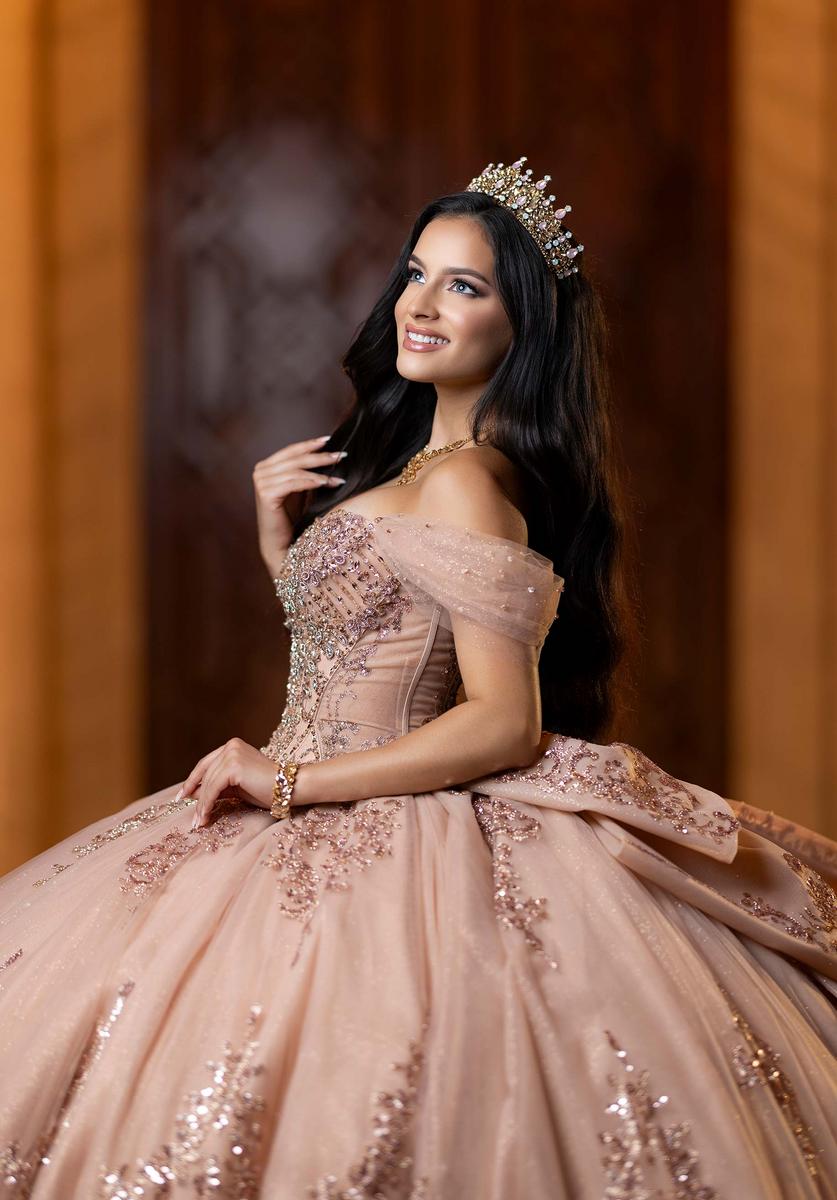 Vizcaya Style Number 4080013 - 12