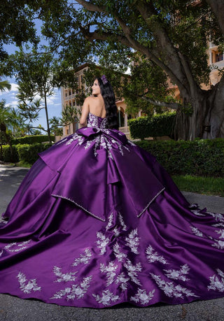 Vizcaya Style Number 4080016 - 6