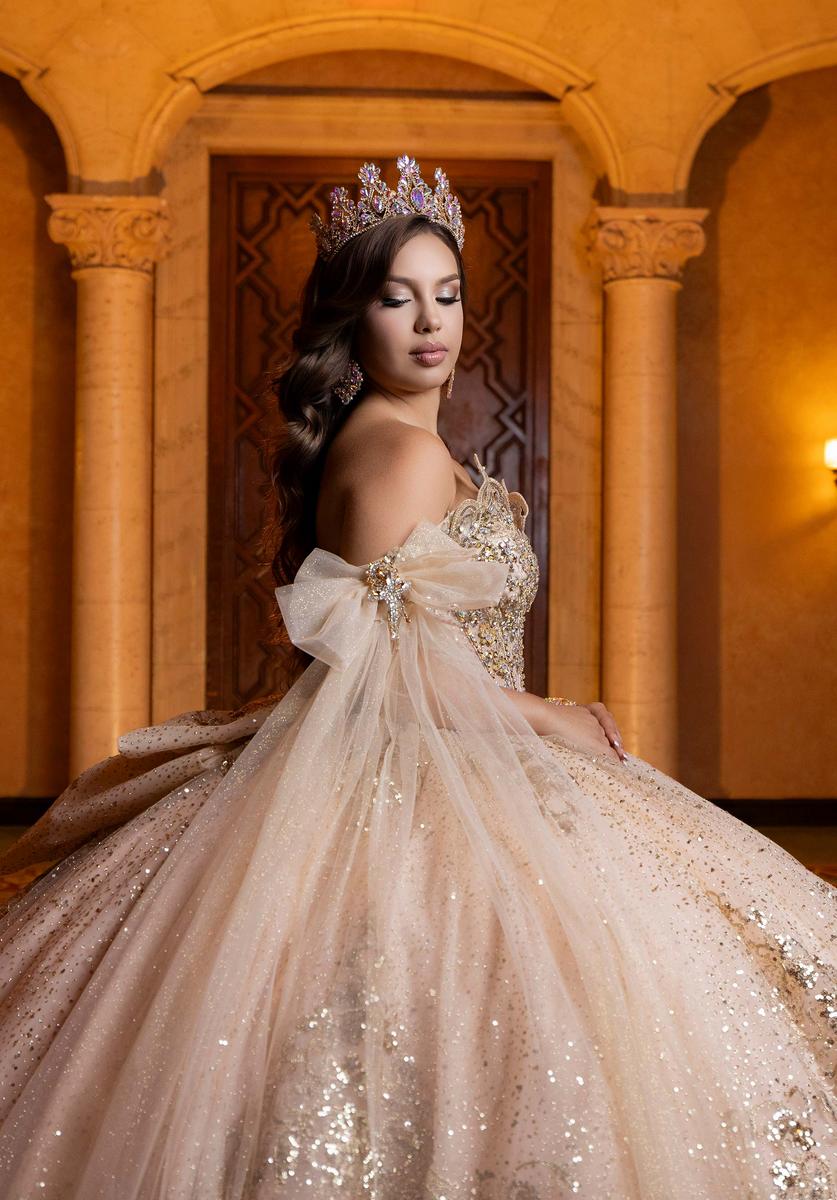 Vizcaya Style Number 4080028 - 5