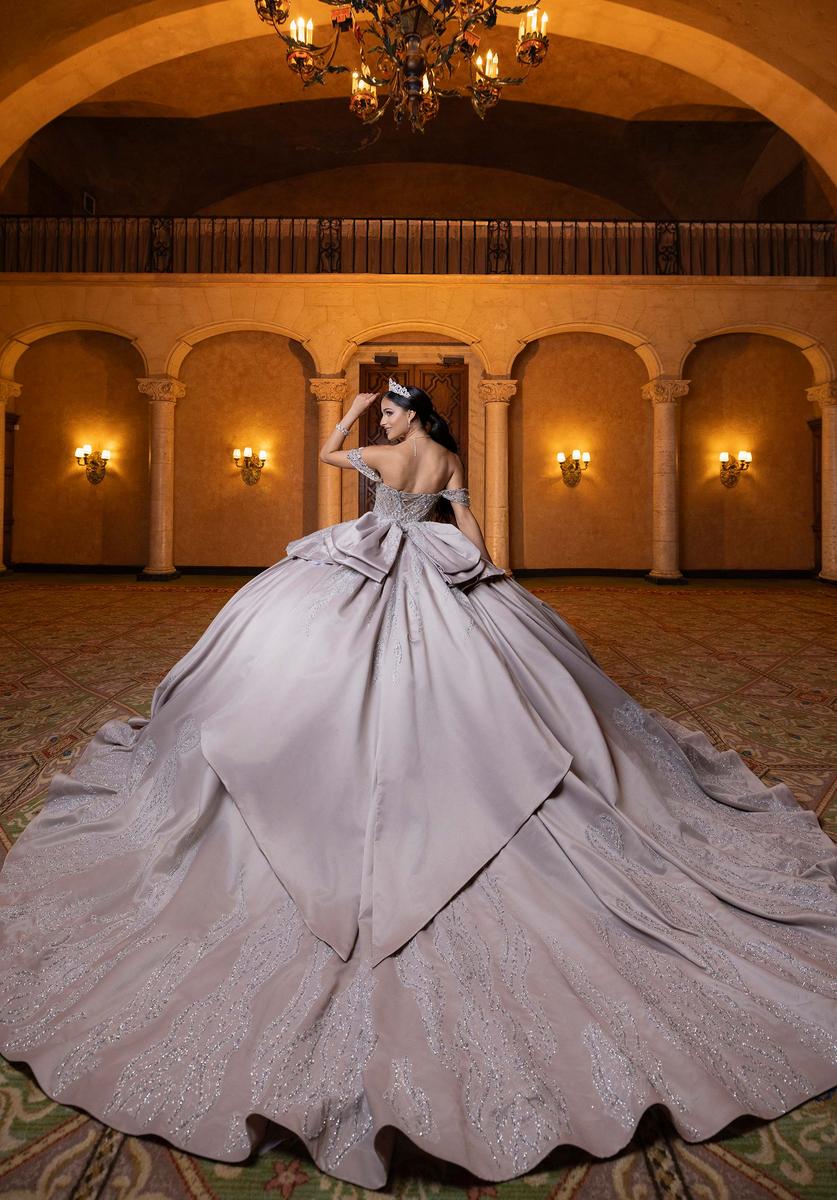 Vizcaya Style Number 4080030 - 3