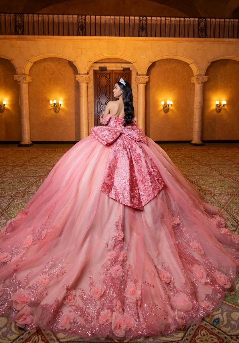 Vizcaya Style Number 4080032 - 8